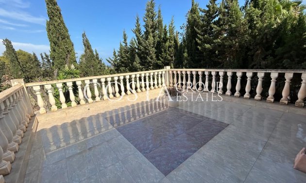 Herverkoop - Villa -
San Fulgencio - La Marina