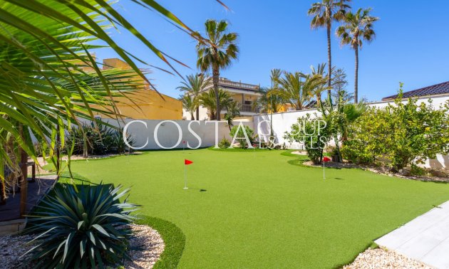Resale - Villa -
Orihuela - Playa Flamenca