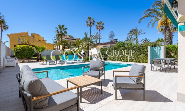 Resale - Villa -
Orihuela - Playa Flamenca