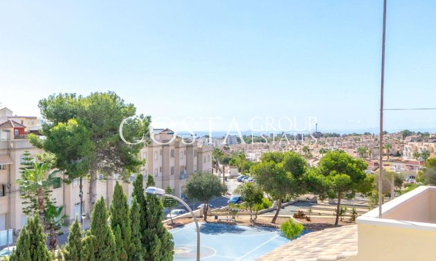 Wiederverkauf - Villa -
Orihuela - Villamartin