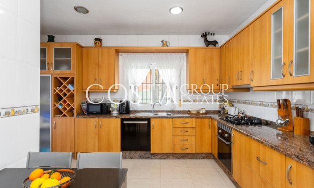 Resale - Villa -
Orihuela - Campoamor