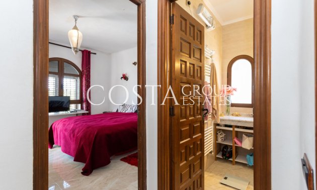 Herverkoop - Villa -
Orihuela - Villamartin