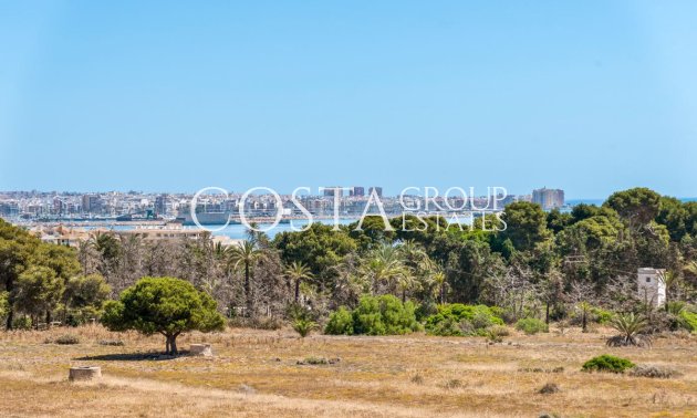 Resale - Apartments -
Orihuela - Punta Prima