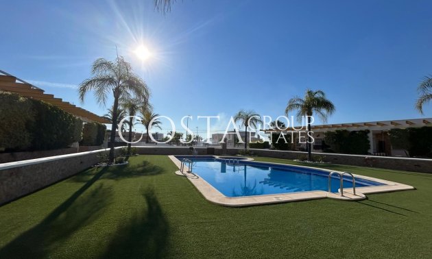 Revente - Maison -
Orihuela - Mil Palmeras