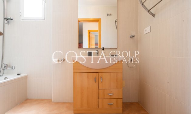 Odsprzedaż - Dom -
Orihuela - Villamartin