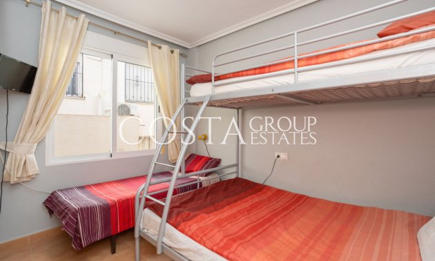 Odsprzedaż - Dom -
Orihuela - Villamartin