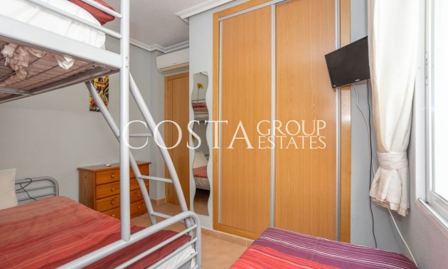 Odsprzedaż - Dom -
Orihuela - Villamartin