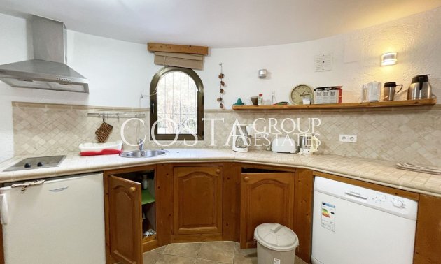 Herverkoop - Villa -
Pinoso - Los Pinos