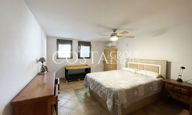 Herverkoop - Villa -
Pinoso - Los Pinos