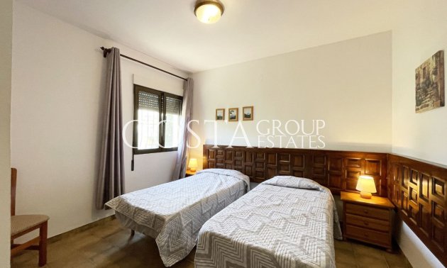 Herverkoop - Villa -
Pinoso - Los Pinos