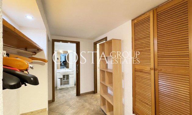 Herverkoop - Villa -
Pinoso - Los Pinos