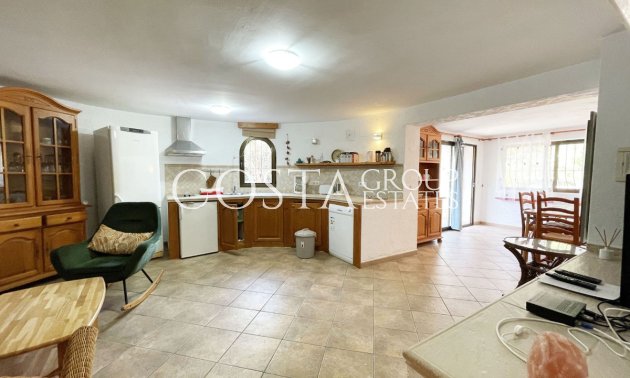 Herverkoop - Villa -
Pinoso - Los Pinos