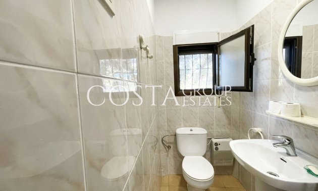 Herverkoop - Villa -
Pinoso - Los Pinos