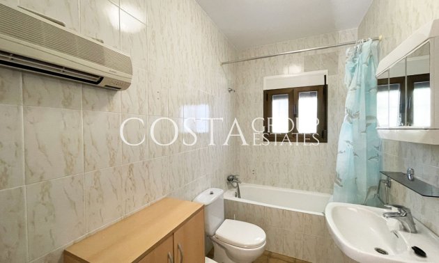 Herverkoop - Villa -
Pinoso - Los Pinos