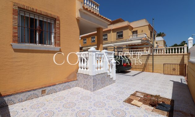 Resale - House -
Rojales - Ciudad Quesada