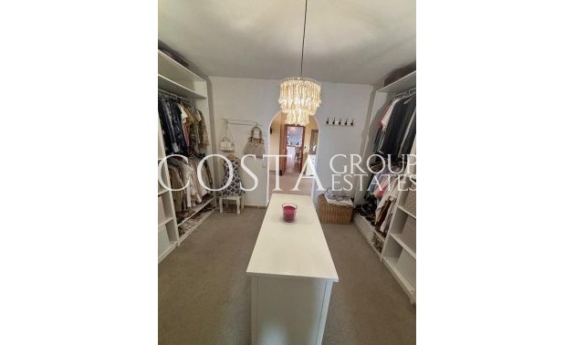 Resale - Villa -
Dolores - Dolores Centro