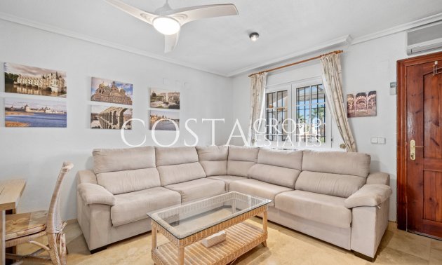 Resale - House -
Orihuela - Los Dolses