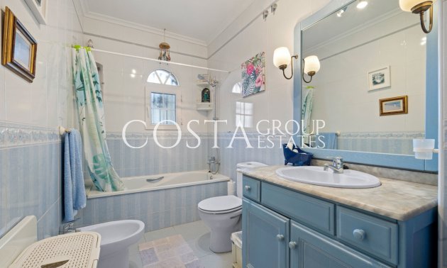 Resale - House -
Orihuela - Los Dolses