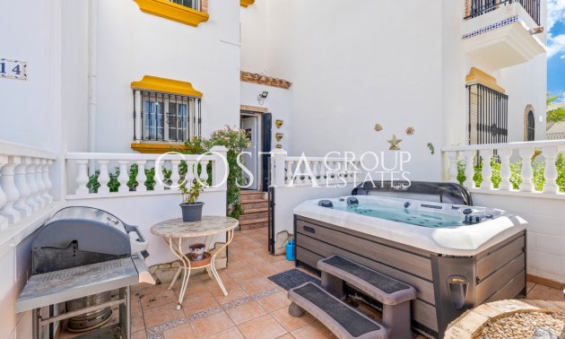 Resale - House -
Orihuela - Los Dolses