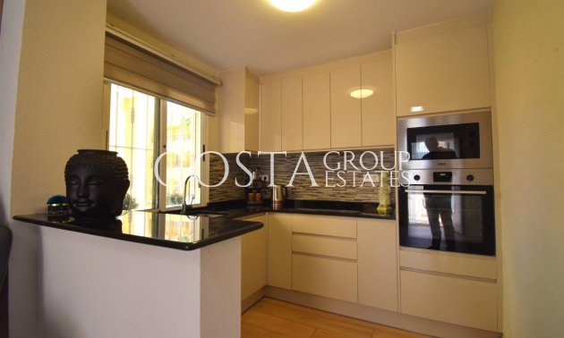 Wiederverkauf - Villa -
Orihuela - Villamartin