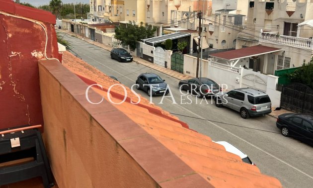 Herverkoop - Huis -
Torrevieja - Torrevieja Centro