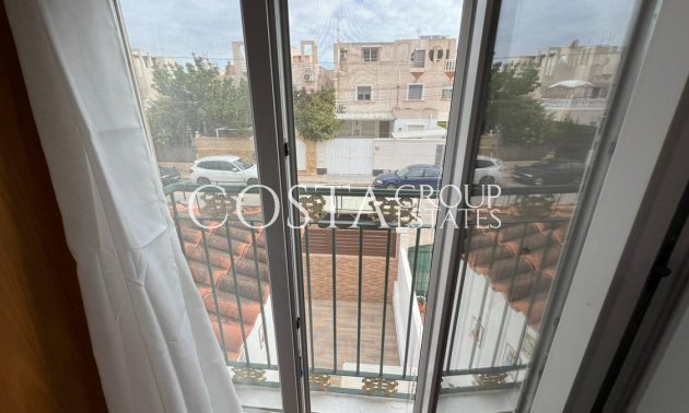 Herverkoop - Huis -
Torrevieja - Torrevieja Centro