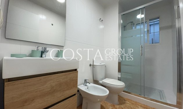 Odsprzedaż - Dom -
Torrevieja - Torrevieja Centro