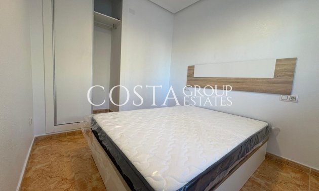 Odsprzedaż - Dom -
Torrevieja - Torrevieja Centro