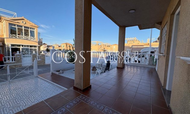 Odsprzedaż - Dom -
Torrevieja - Torrevieja Centro