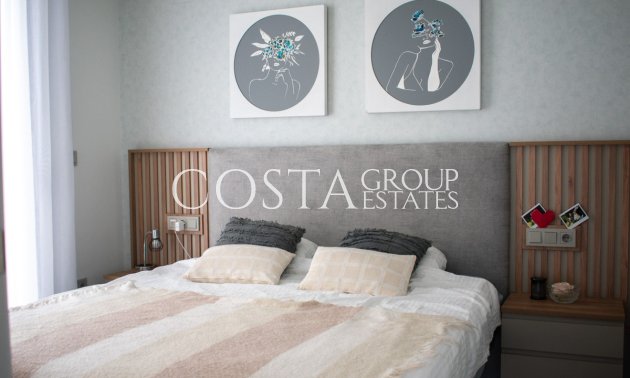 Odsprzedaż - Willa -
Orihuela - Los Altos