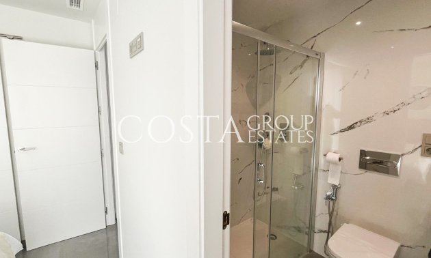 Odsprzedaż - Willa -
Orihuela - Los Altos