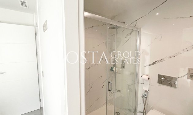 Odsprzedaż - Willa -
Orihuela - Los Altos