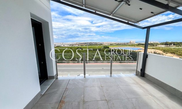 Odsprzedaż - Willa -
Orihuela - Los Altos