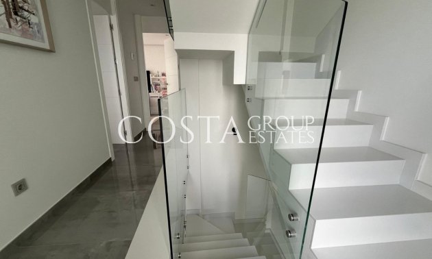 Odsprzedaż - Willa -
Orihuela - Los Altos