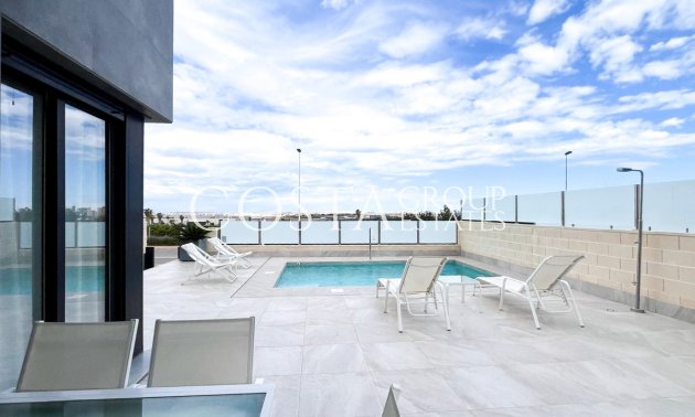 Odsprzedaż - Willa -
Orihuela - Los Altos