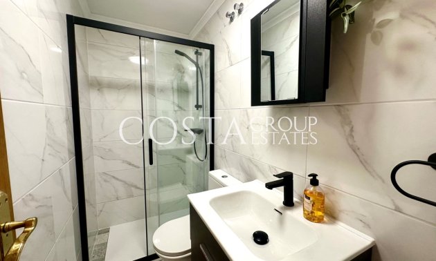 Herverkoop - Apartments -
Torrevieja - Torrevieja Centro