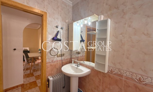 Herverkoop - Huis -
Orihuela - La Regia