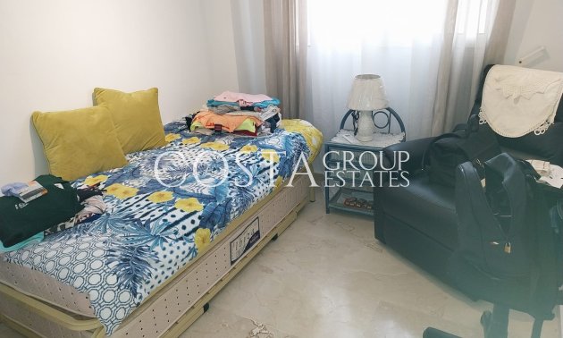 Herverkoop - Villa -
Orihuela - Villamartin