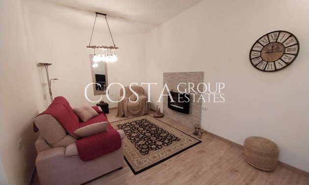 Herverkoop - Villa -
Orihuela - Villamartin