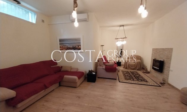 Herverkoop - Villa -
Orihuela - Villamartin