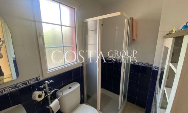 Herverkoop - Villa -
Orihuela - Villamartin