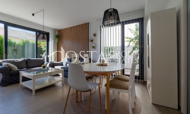 Odsprzedaż - Willa -
Orihuela - Punta Prima