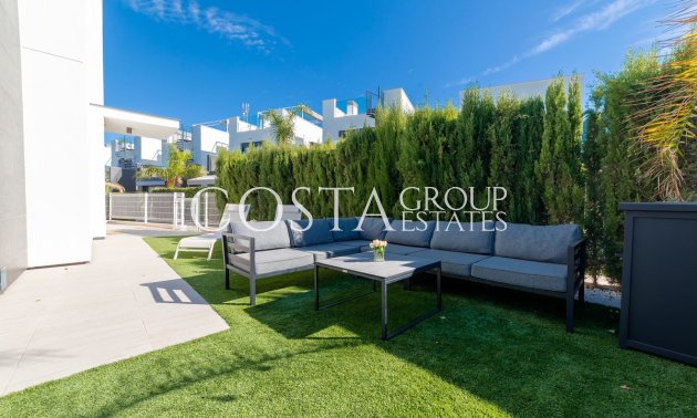 Odsprzedaż - Willa -
Orihuela - Punta Prima