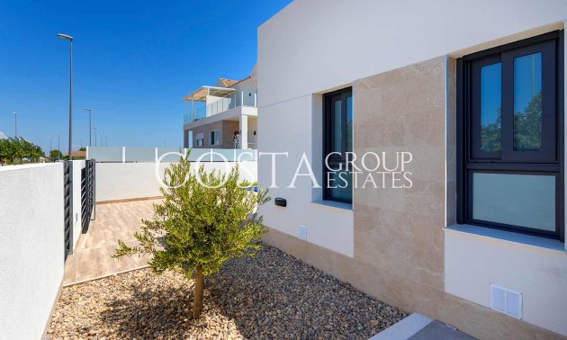 Nowy budynek - detached -
Daya Nueva