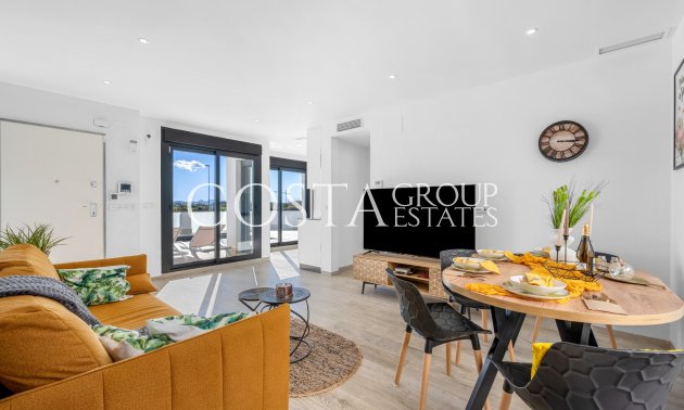 Resale - Villa -
Los Alcazares - Serena Golf