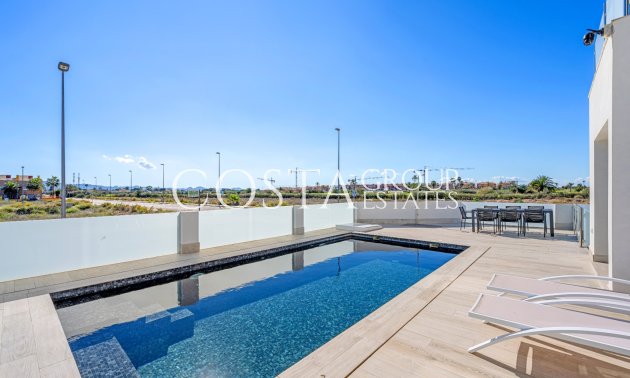 Resale - Villa -
Los Alcazares - Serena Golf