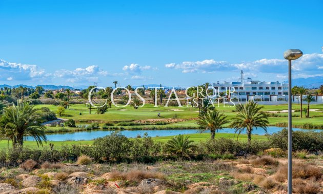 Resale - Villa -
Los Alcazares - Serena Golf