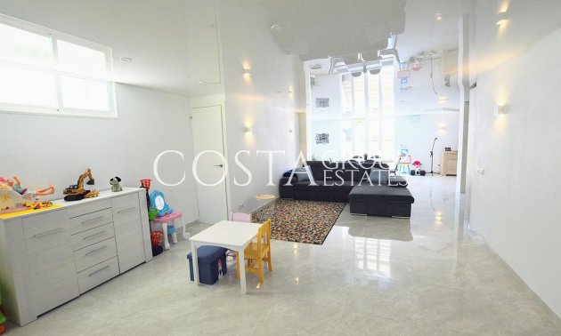 Herverkoop - Villa -
Orihuela - Los Altos