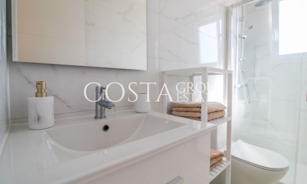 Herverkoop - Apartments -
Orihuela - Punta Prima