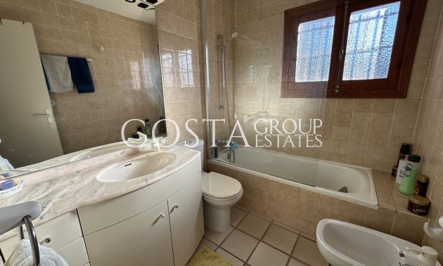 Revente - Maison -
Orihuela - Orihuela Costa